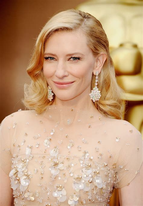 Cate Blanchett .